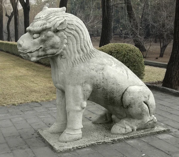 Статуя на Спиритском пути в Китае — стоковое фото