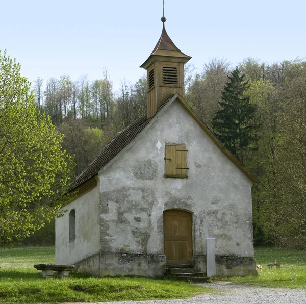 Idyllische kleine Kapelle — Stockfoto