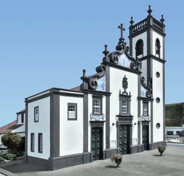 Церковь на острове Сан-Мигель — стоковое фото