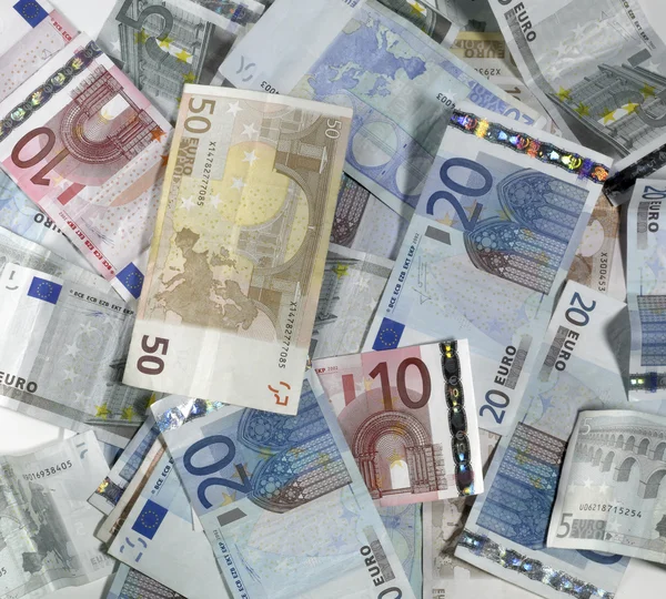 Notas de euro trituradas — Fotografia de Stock