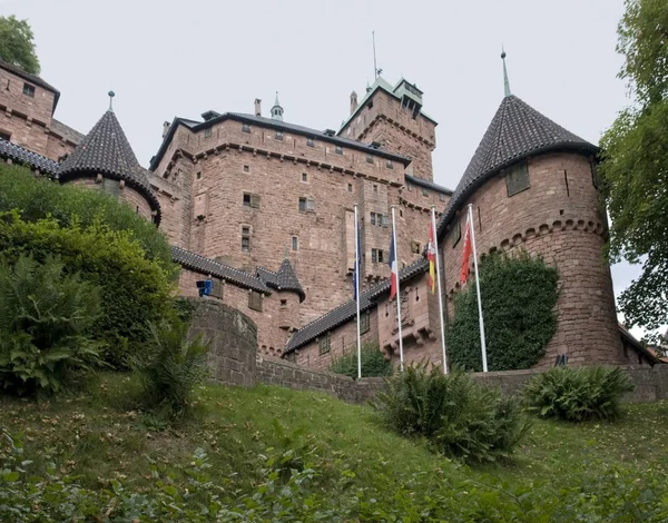 Замок Мбаппе-Кенигсбург во Франции — стоковое фото