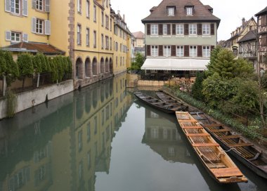 Canal and boats in Colmar clipart