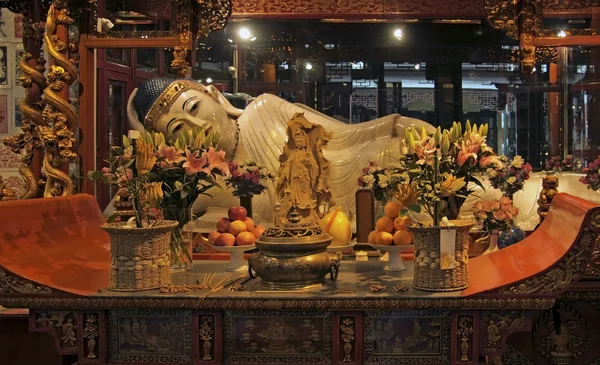 Socha v jade buddha chrám — Stock fotografie