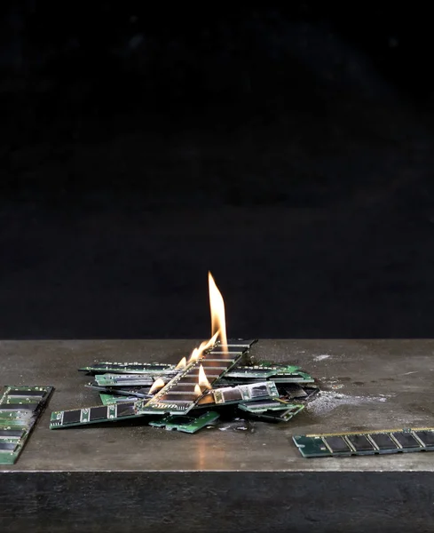 Speichersticks verbrennen — Stockfoto