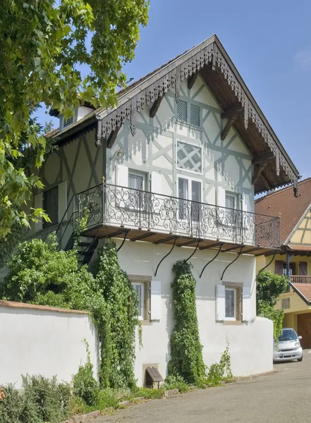 Haus in mittelbergheim — Stockfoto