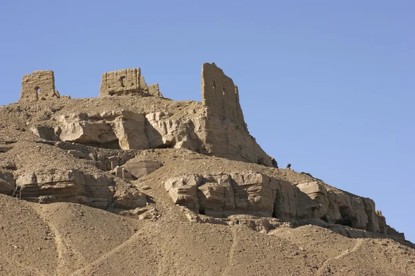 Tombe scavate nella roccia vicino Assuan — Foto Stock