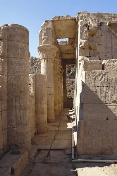 Detalhe arquitetônico no Templo de Edfu — Fotografia de Stock