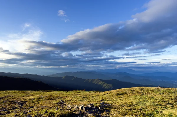 Panorama uitzicht op de bergen Stockfoto