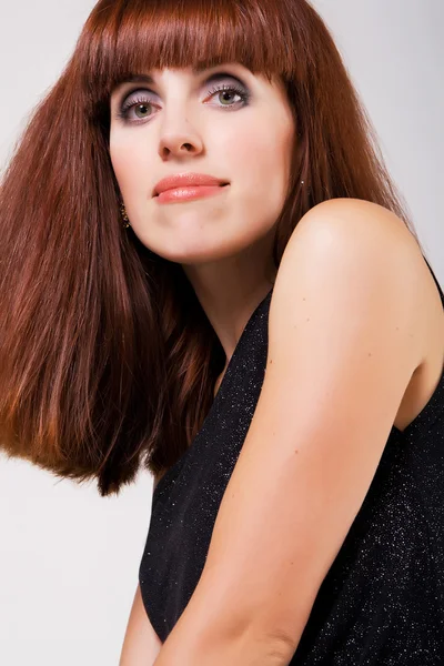 아름다운 붉은 머리 여자 — 스톡 사진