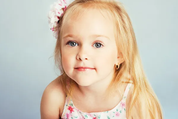 Lovely little girl — Stock Photo, Image