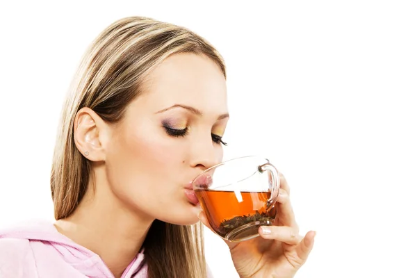 Beautiful woman drinking green tea — Stock Photo, Image
