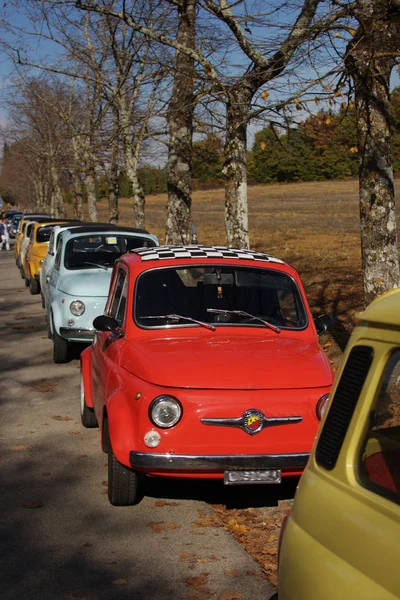 Carro popular 500 fiat — Fotografia de Stock