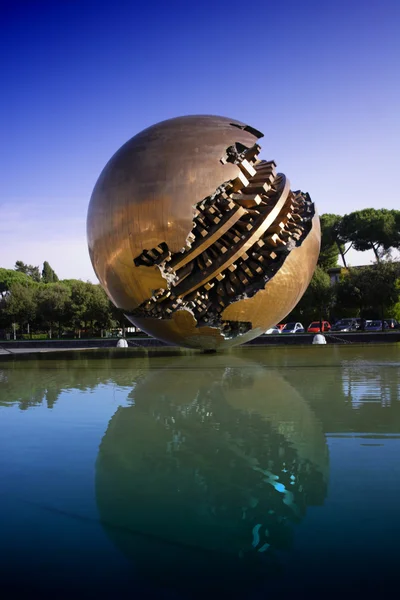La Esfera Escultura Italia — Foto de Stock