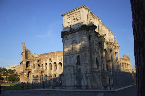 コンスタンティンのローマのアーチ — ストック写真