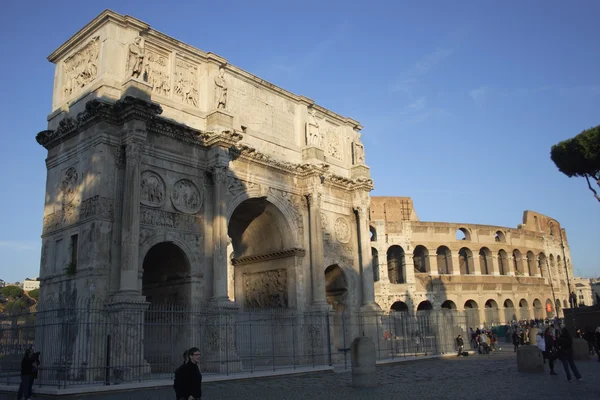 Римская арка Константина — стоковое фото