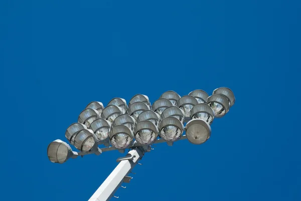 stadyum ışık kutup