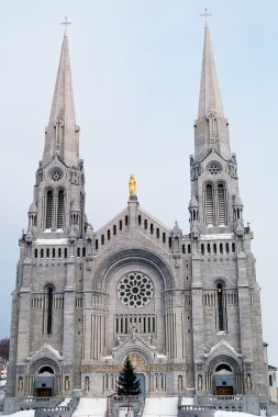 Daytime winter cathedral clipart