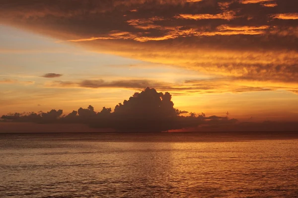 Karaiby zachód słońca — Zdjęcie stockowe
