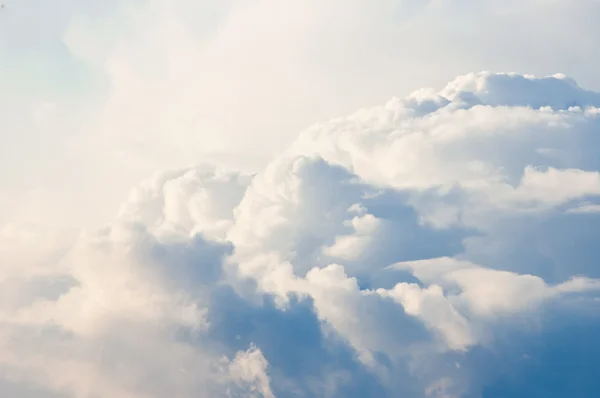 大きな美しい雲 ロイヤリティフリーのストック画像