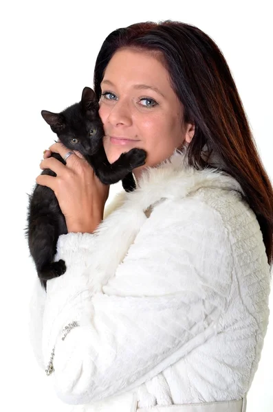 Ευτυχισμένη γυναίκα με γάτα — Φωτογραφία Αρχείου