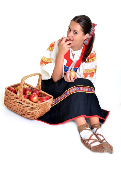 Retrato de una joven hermosa mujer con manzanas — Foto de Stock