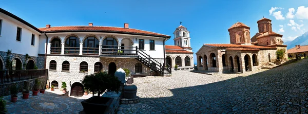 Panorama vnitřní ambitu kláštera Svatý naum — Stock fotografie
