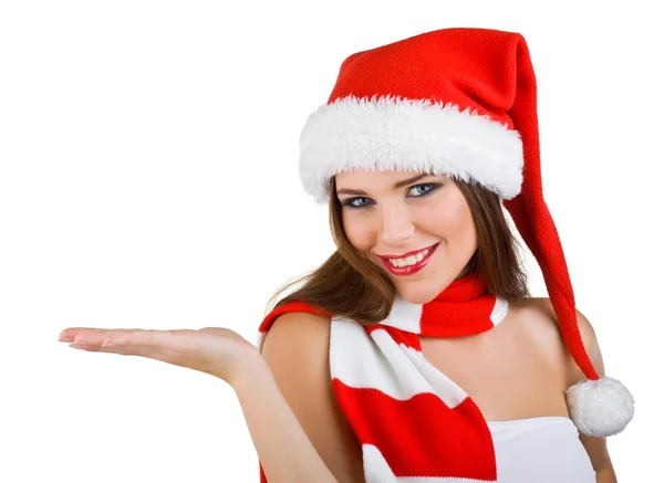 一个美丽的女人穿着圣诞节目在打开棕榈 — 图库照片