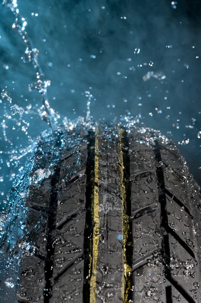 Tire with water drop — Stock Photo, Image