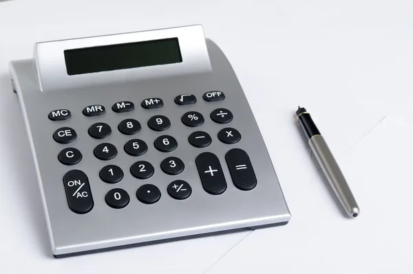 Calcolatrice con penna — Foto Stock