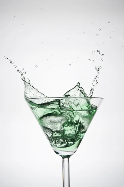 Spritzender grüner Cocktail — Stockfoto
