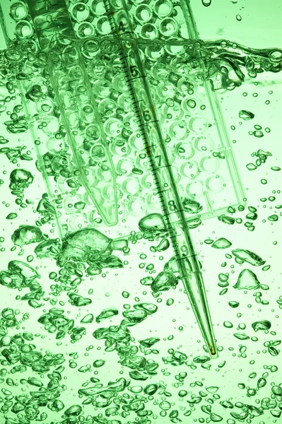 Tubo de teste verde. Pesquisa química — Fotografia de Stock