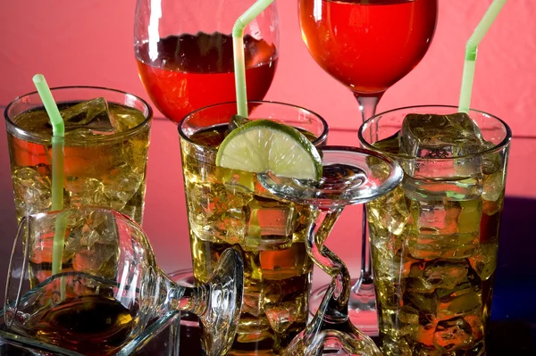 Cocktail en alcoholische drank — Stockfoto