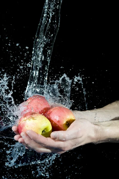 Manzana y agua — Foto de Stock