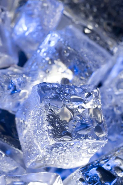 Фон с голубым льдом . — стоковое фото