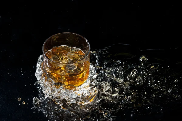Fresh whiskey — Stock Photo, Image
