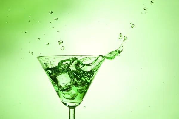 Spatten groene cocktail — Stockfoto