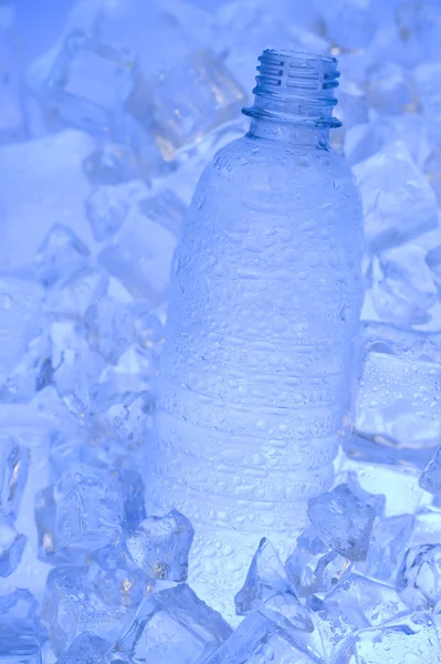 Water with ice — Stock Photo, Image