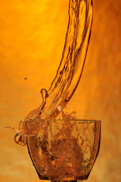 Viski sıçramasına — Stok fotoğraf