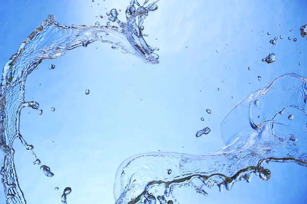 Stříkající vodě pitné vody — Stock fotografie