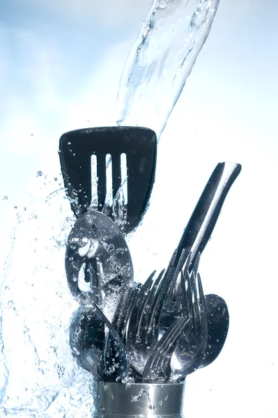 Lavado de utensilios de cocina — Foto de Stock