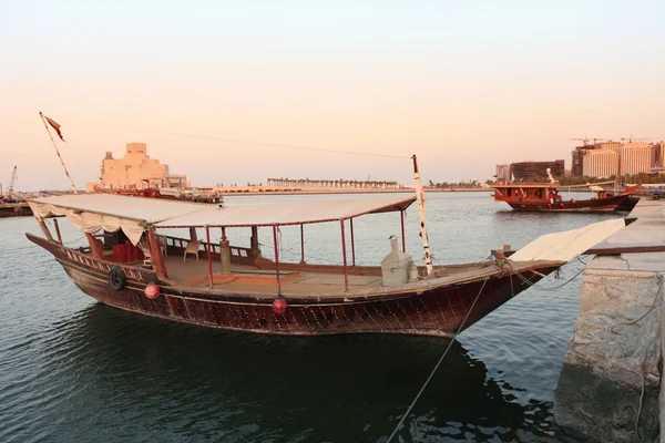 Az esti órákban dohai halászfaluként — Stock Fotó