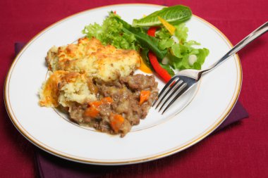 Shepherd's pie meal on cloth clipart