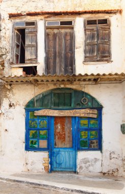 Café ouzeri içinde panormo, Girit