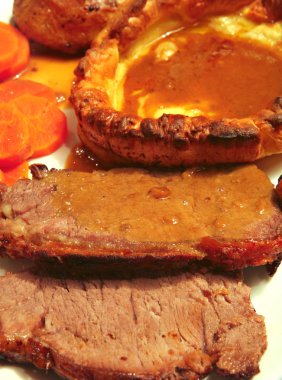 Roast beef and yorkshire pudding clipart