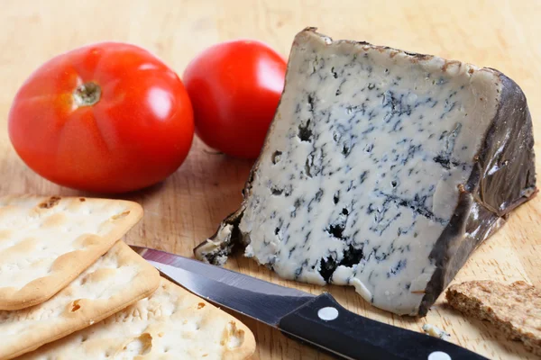 Tabla de quesos con queso valdeon —  Fotos de Stock