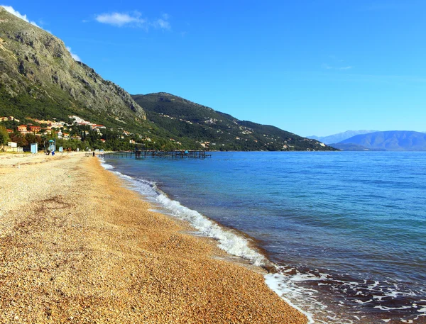 Barbati kék zászló díjas strandon, Korfu — Stock Fotó