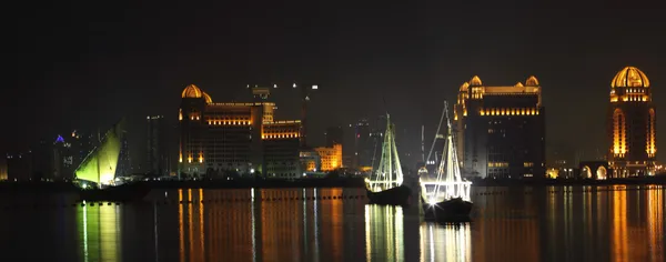 Dhows em West Bay, Doha — Fotografia de Stock