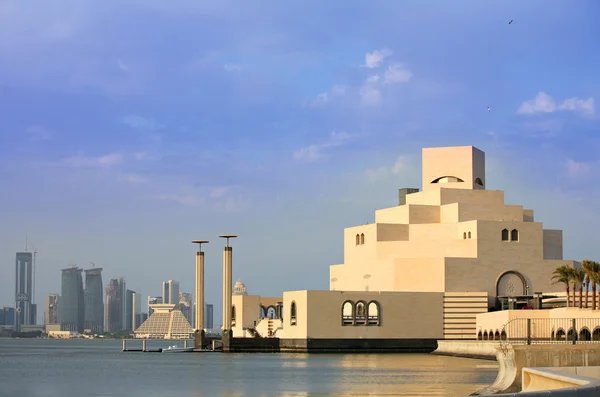 Doha vista da baía — Fotografia de Stock