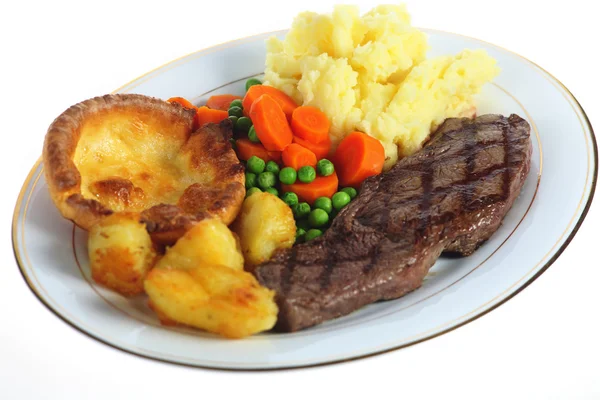 Steak-Dinner isoliert — Stockfoto