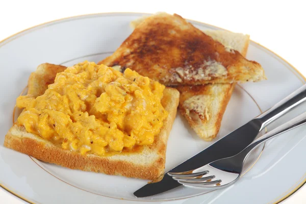 Scrambled egg breakfast — Stock Photo, Image